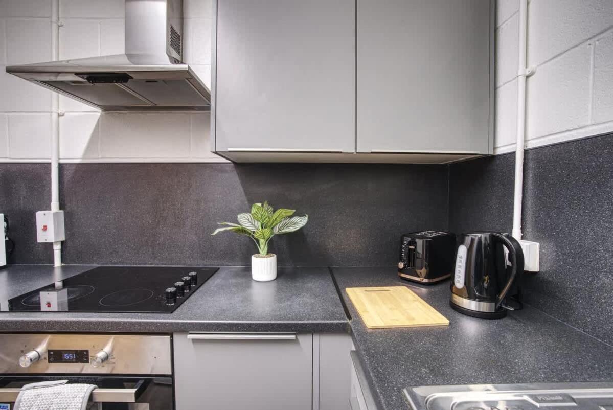 1Br City Centre Apt, Self Check In, Wifi, By Derbnb 谢菲尔德 外观 照片