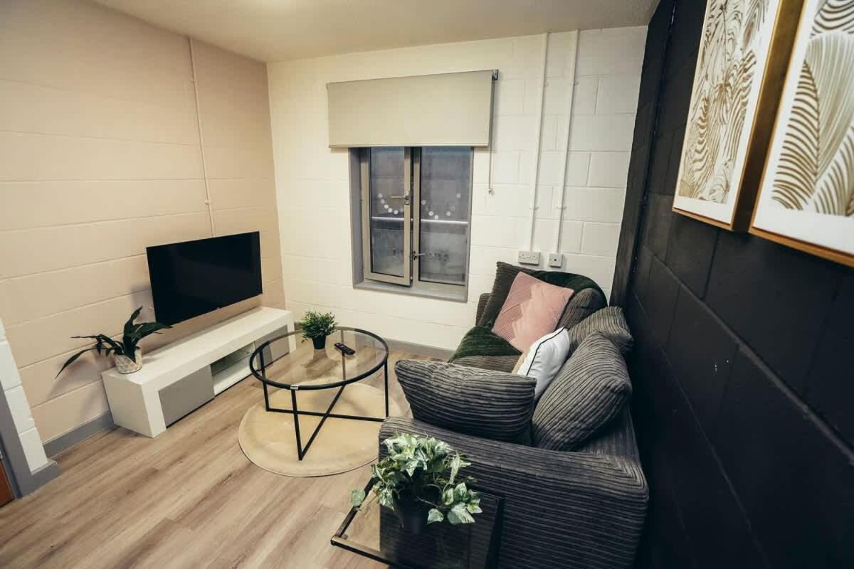 1Br City Centre Apt, Self Check In, Wifi, By Derbnb 谢菲尔德 外观 照片