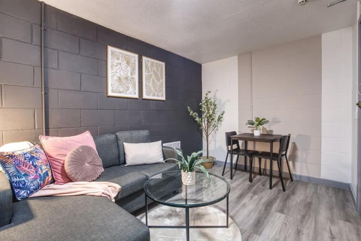 1Br City Centre Apt, Self Check In, Wifi, By Derbnb 谢菲尔德 外观 照片