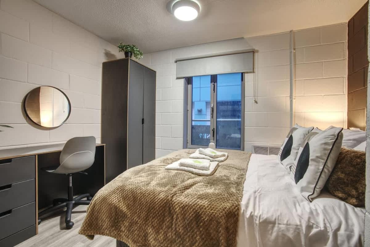 1Br City Centre Apt, Self Check In, Wifi, By Derbnb 谢菲尔德 外观 照片